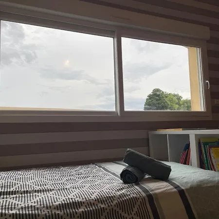 بيت للعطل La Maison Jaune - 4 - 7 Personnes - Au Calme Saint-Amand-sur-Fion